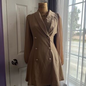 Elegant Tan Double-Breasted Women's Coat